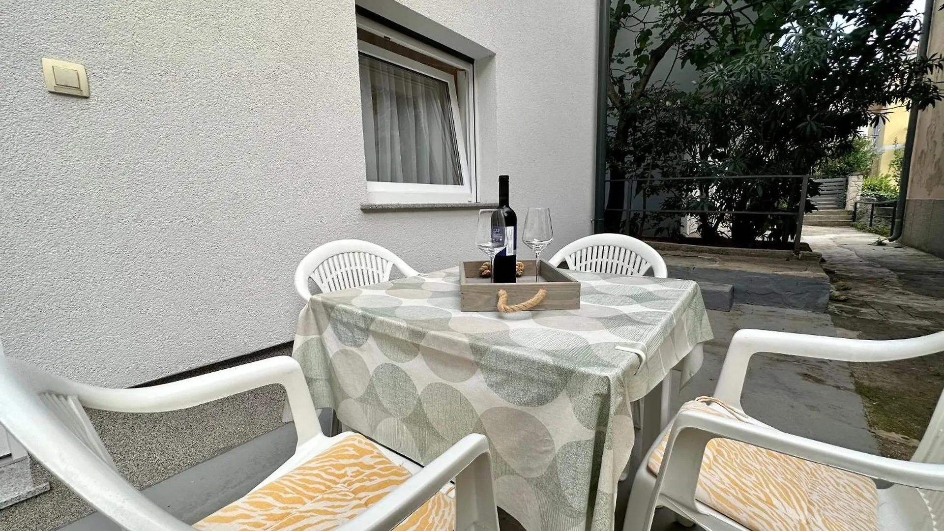 Apartments Easy Dramalj